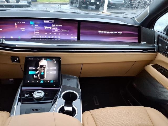 2025 Cadillac ESCALADE IQ Sport 2