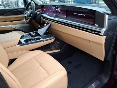 2025 Cadillac ESCALADE IQ Sport 2