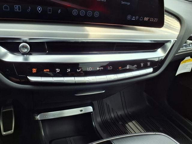 2026 Cadillac LYRIQ V-Series