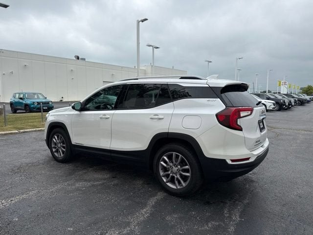 2023 GMC Terrain SLT