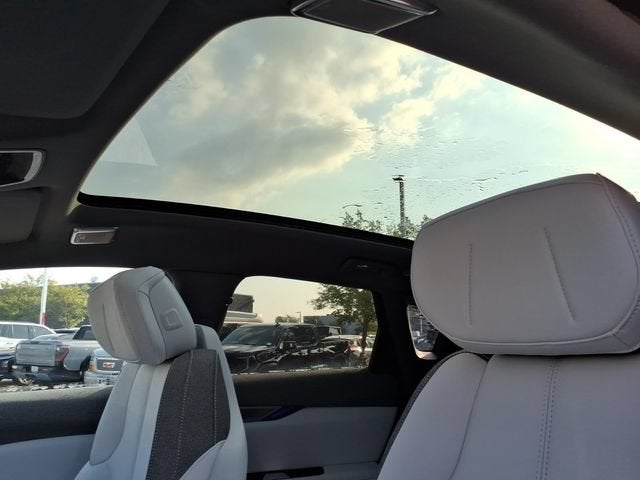 2027 Cadillac OPTIQ Luxury