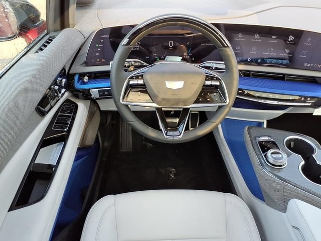 2027 Cadillac OPTIQ Luxury