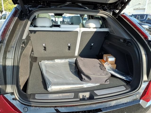 2027 Cadillac OPTIQ Luxury