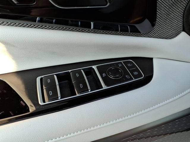 2027 Cadillac OPTIQ Luxury