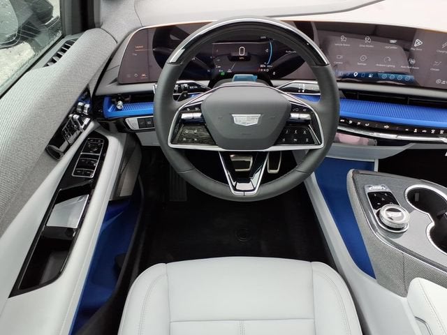 2027 Cadillac OPTIQ Luxury