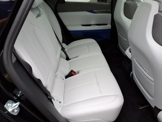2027 Cadillac OPTIQ Luxury