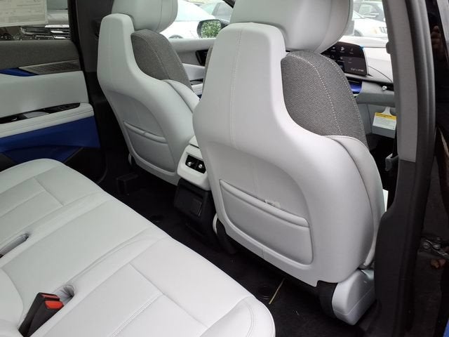 2027 Cadillac OPTIQ Luxury