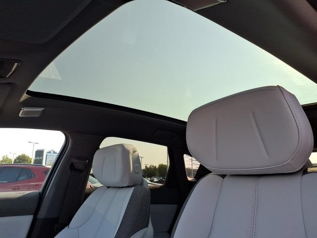 2027 Cadillac OPTIQ Luxury