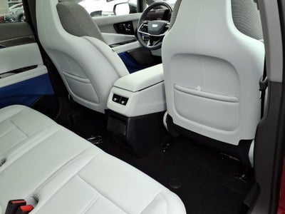 2027 Cadillac OPTIQ Luxury