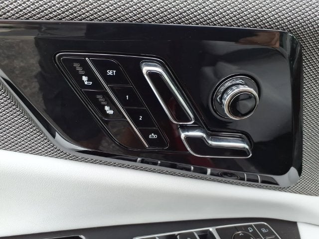 2027 Cadillac OPTIQ Luxury
