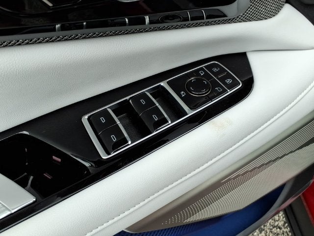 2027 Cadillac OPTIQ Luxury