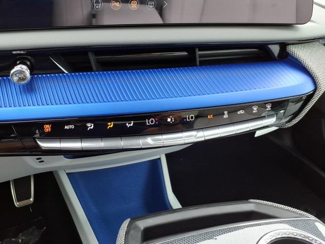2027 Cadillac OPTIQ Luxury