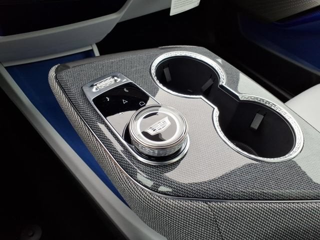 2027 Cadillac OPTIQ Luxury