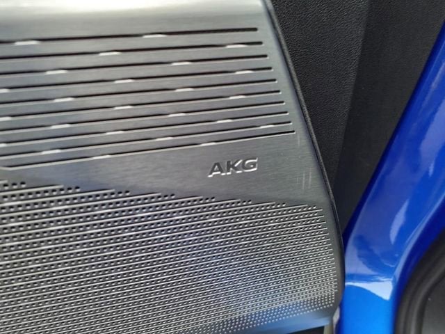 2025 Cadillac OPTIQ Luxury 1