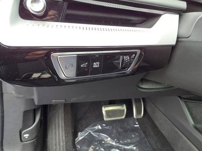 2025 Cadillac OPTIQ Luxury 1