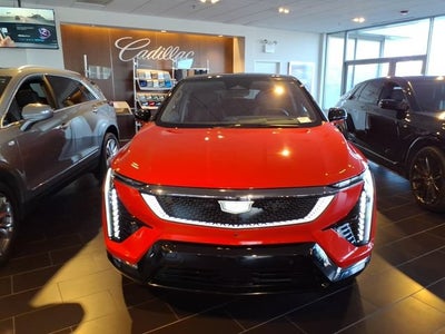 2025 Cadillac OPTIQ Sport 2