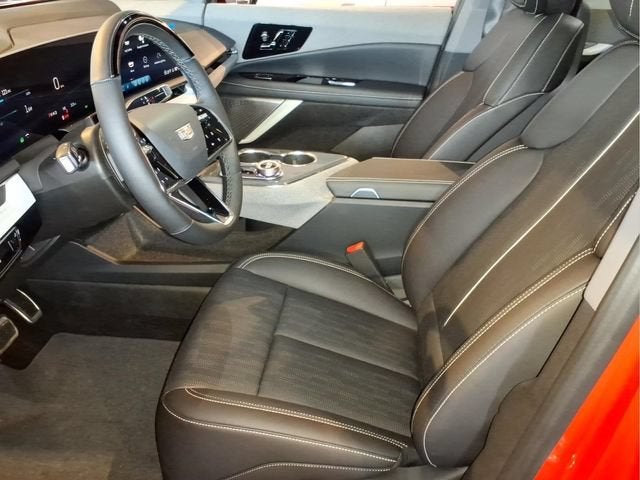 2025 Cadillac OPTIQ Sport 2