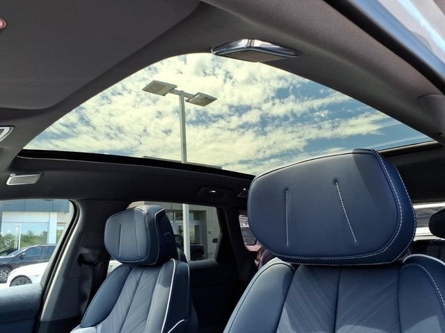 2025 Cadillac OPTIQ Sport 2