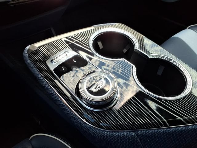 2025 Cadillac OPTIQ Sport 2