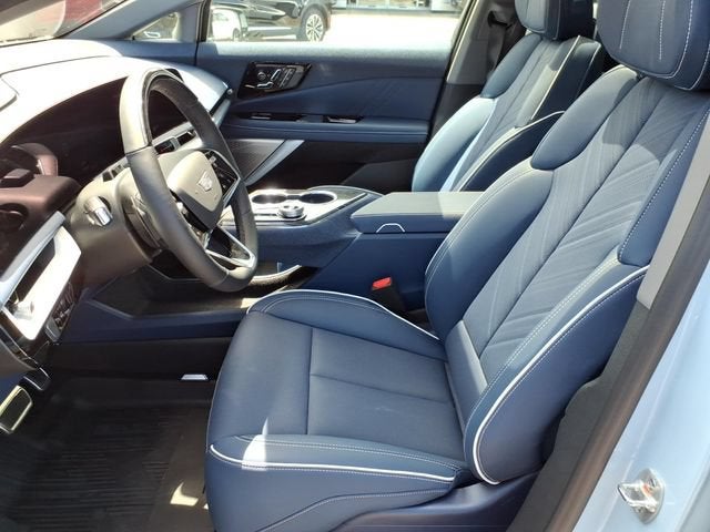 2025 Cadillac OPTIQ Sport 2