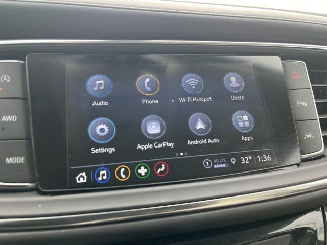 2024 Buick Enclave Essence