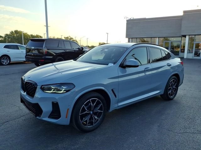 2024 BMW X4 xDrive30i