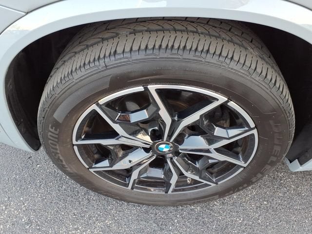 2024 BMW X4 xDrive30i