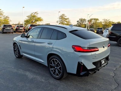 2024 BMW X4 xDrive30i