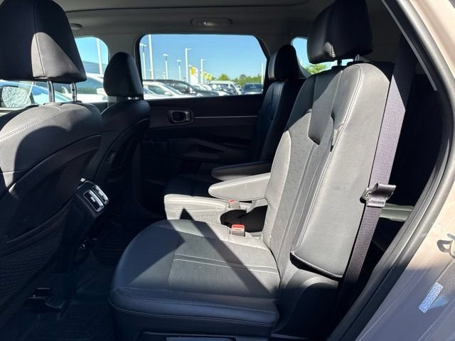2025 Kia Sorento X-Line EX