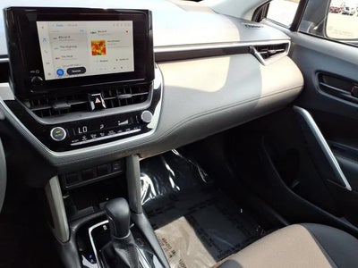 2024 Toyota Corolla Cross LE
