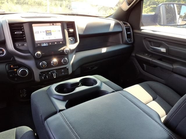 2024 RAM 1500 Tradesman Crew Cab 4x4 5'7" Box