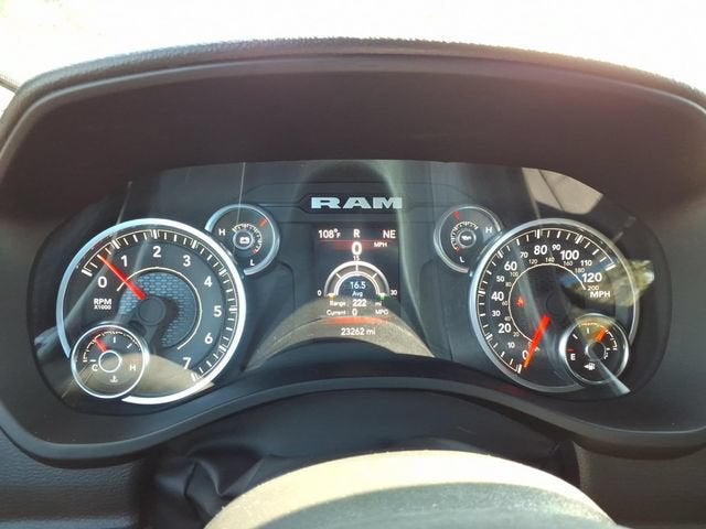 2024 RAM 1500 Tradesman Crew Cab 4x4 5'7" Box