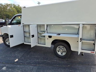 2025 Chevrolet Express Cutaway 3500 1WT