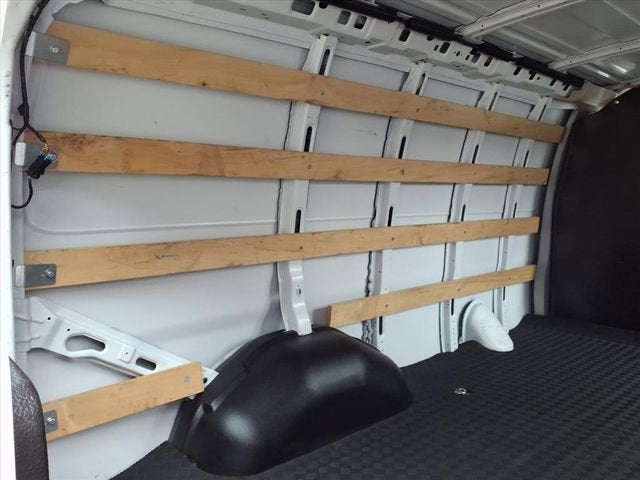 2022 Chevrolet Express Cargo 2500 WT