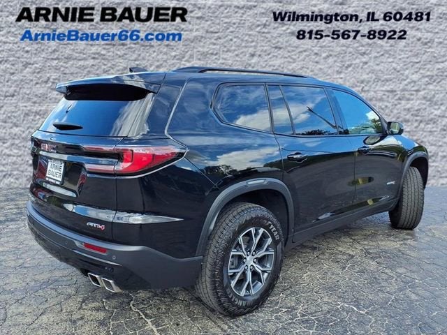 2024 GMC Acadia AT4