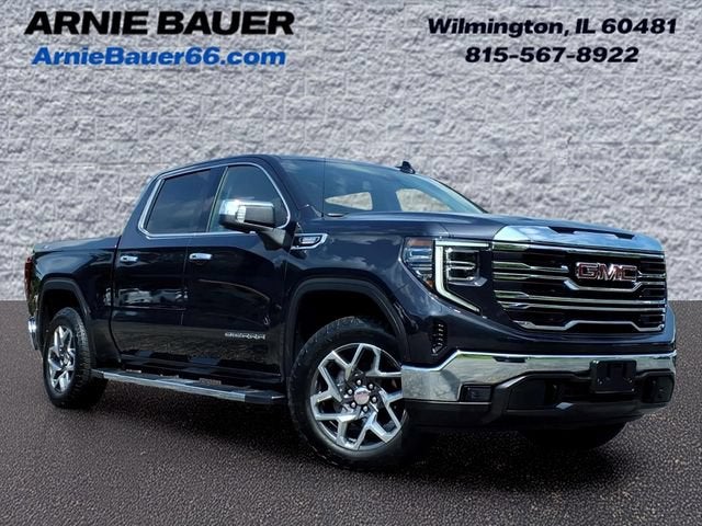 2024 GMC Sierra 1500 SLT