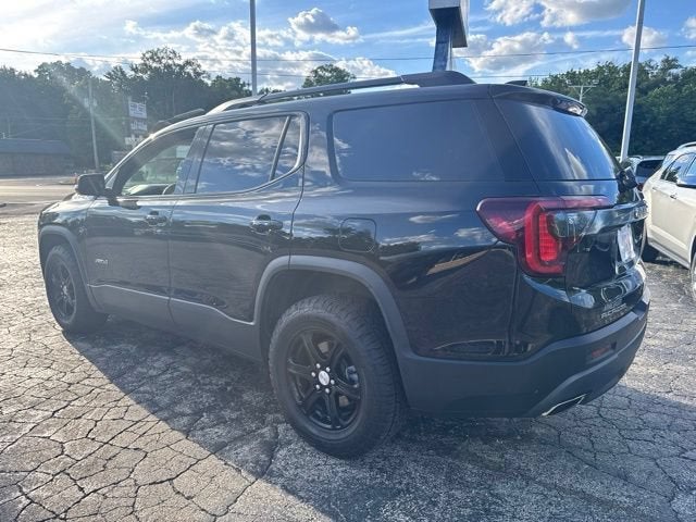 2023 GMC Acadia AT4