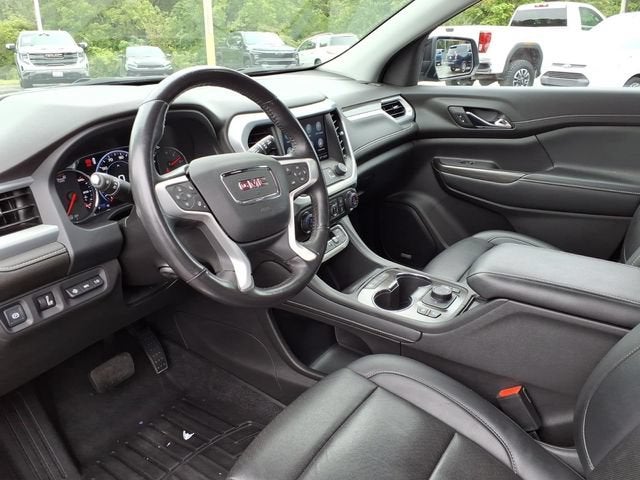 2022 GMC Acadia SLT