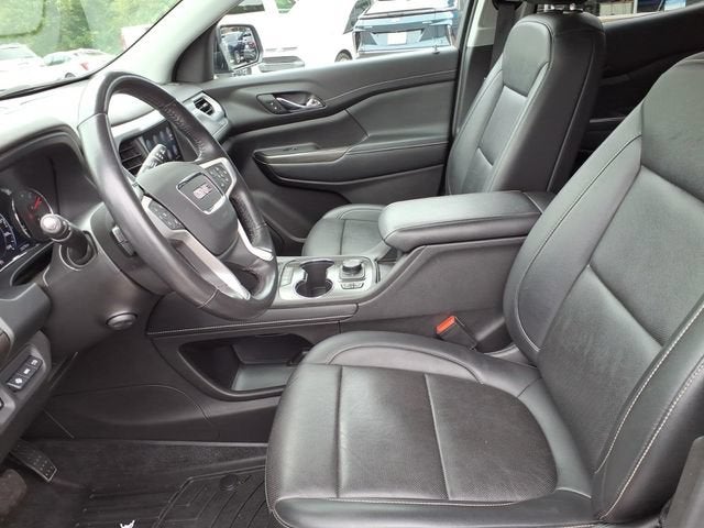 2022 GMC Acadia SLT