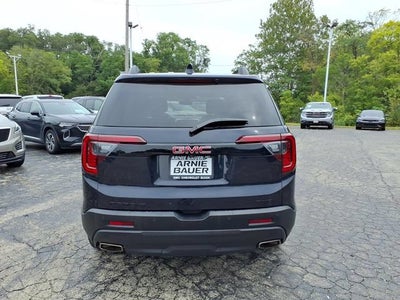 2022 GMC Acadia SLT