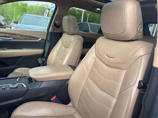 2023 Cadillac XT5 Sport